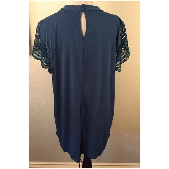 NWT Torrid Teal Lace Sleeves Plus size 2 top - Picture 4 of 6